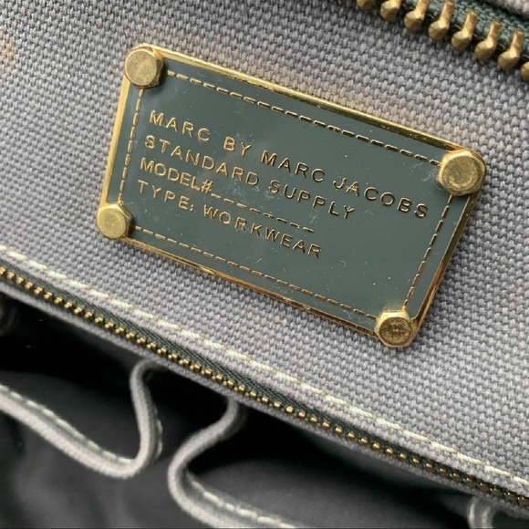 Marc Jacobs Standard Supply Canvas Tote - Picture 9 of 9